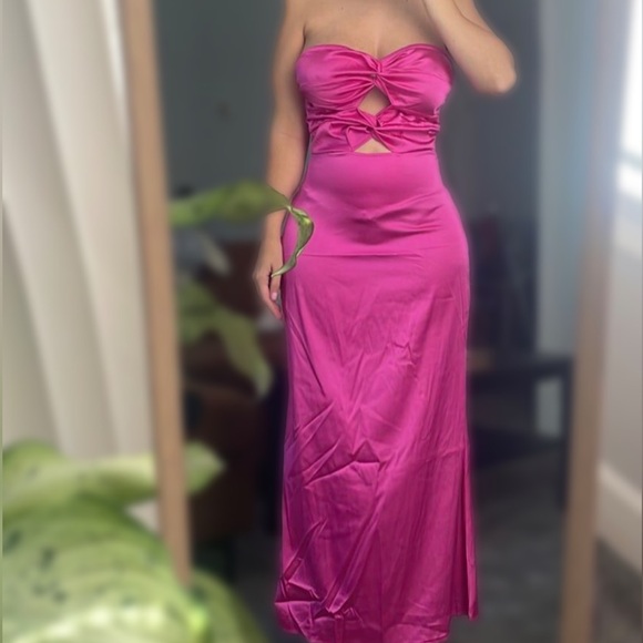 Pink Ruched Strapless Sheath Dress for Cocktail - Picture 3 of 3